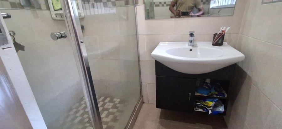 3 Bedroom Property for Sale in Westbrook KwaZulu-Natal