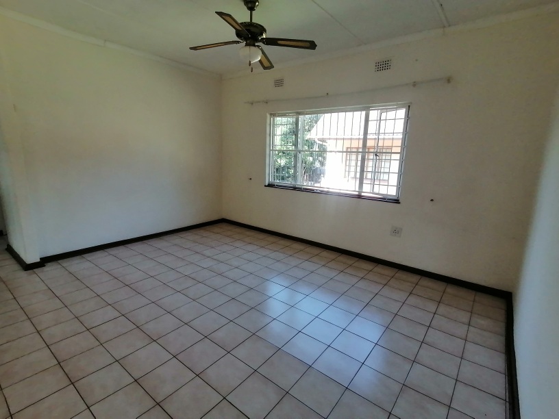 To Let 3 Bedroom Property for Rent in Panorama KwaZulu-Natal