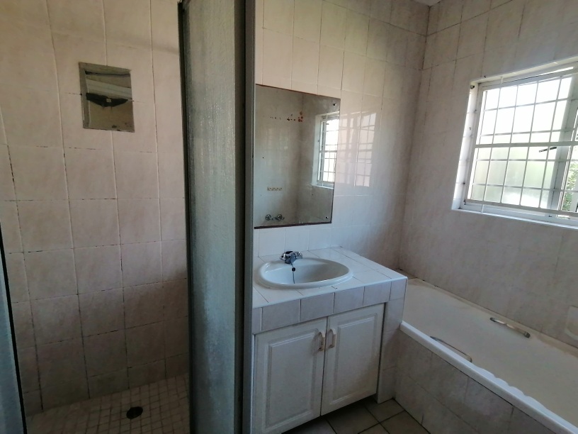 To Let 3 Bedroom Property for Rent in Panorama KwaZulu-Natal