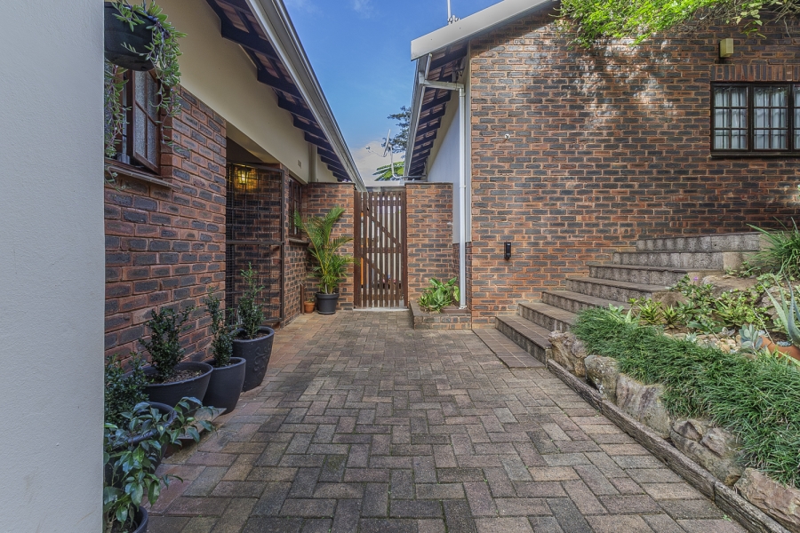 3 Bedroom Property for Sale in Gillitts KwaZulu-Natal
