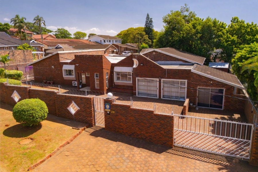 5 Bedroom Property for Sale in Isipingo Hills KwaZulu-Natal