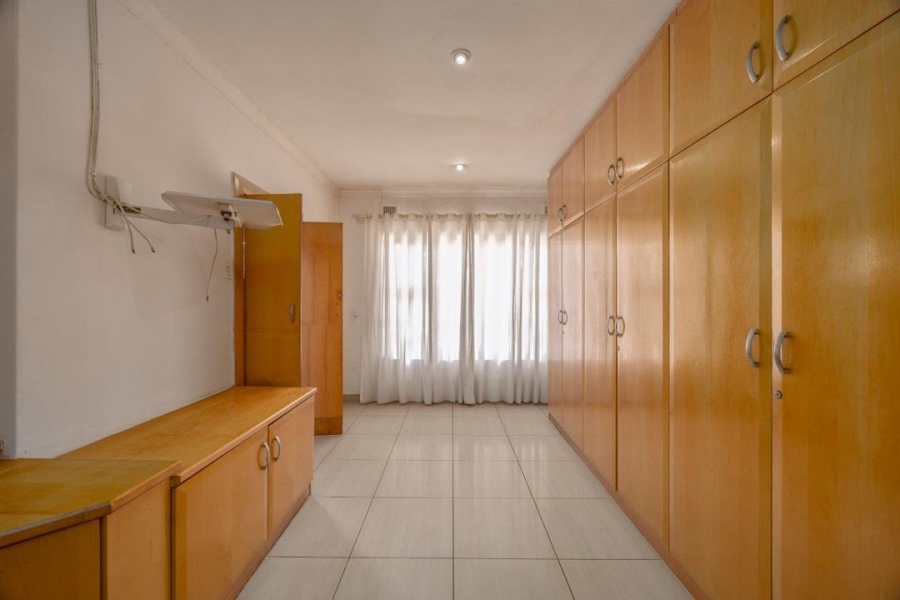 5 Bedroom Property for Sale in Isipingo Hills KwaZulu-Natal