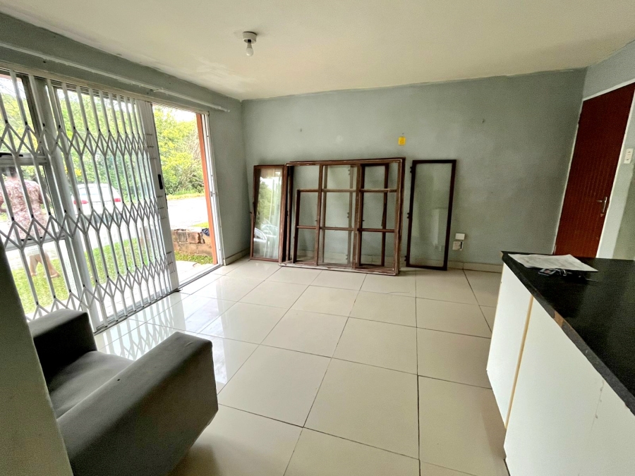 To Let 3 Bedroom Property for Rent in Woodhaven KwaZulu-Natal