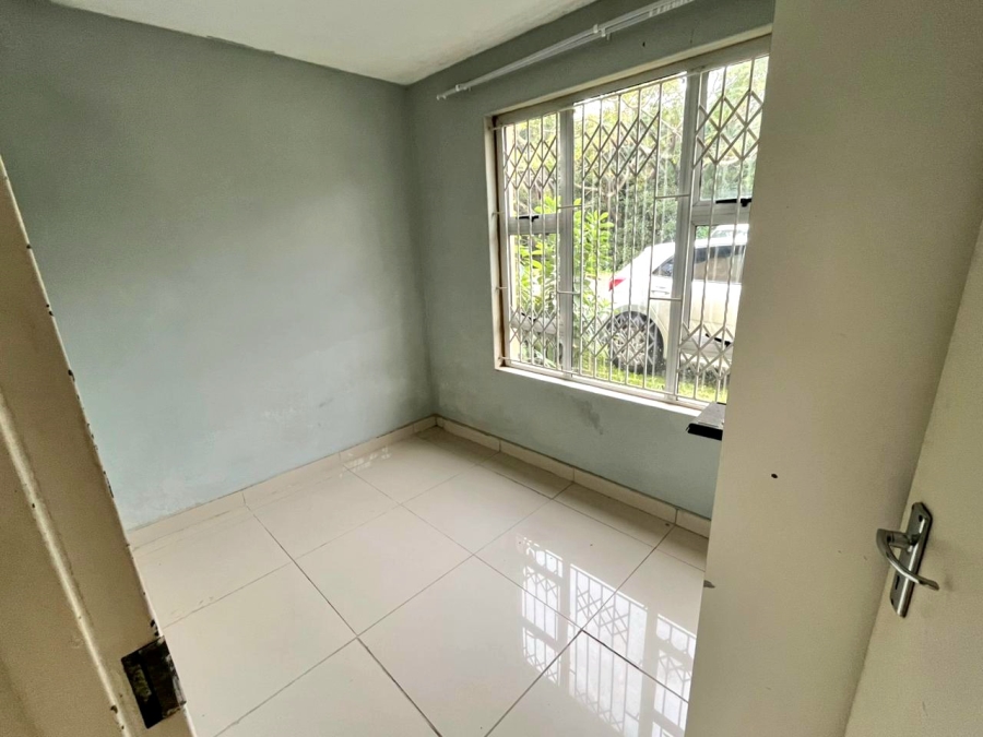 To Let 3 Bedroom Property for Rent in Woodhaven KwaZulu-Natal