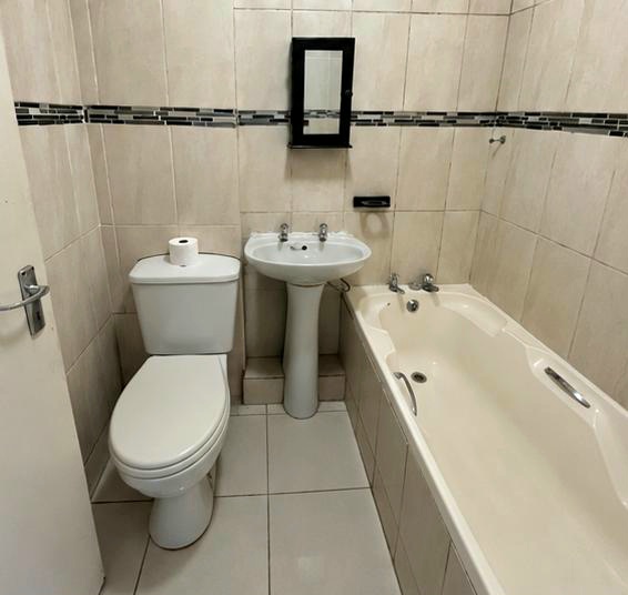 To Let 3 Bedroom Property for Rent in Woodhaven KwaZulu-Natal