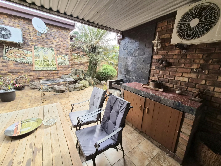 3 Bedroom Property for Sale in Oak Park KwaZulu-Natal