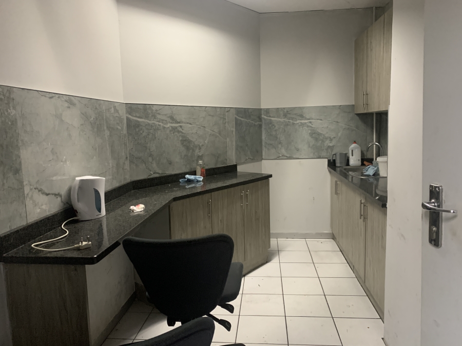 To Let Commercial Property for Rent in La Lucia Ridge KwaZulu-Natal