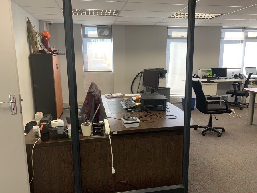 To Let Commercial Property for Rent in Mount Edgecombe KwaZulu-Natal
