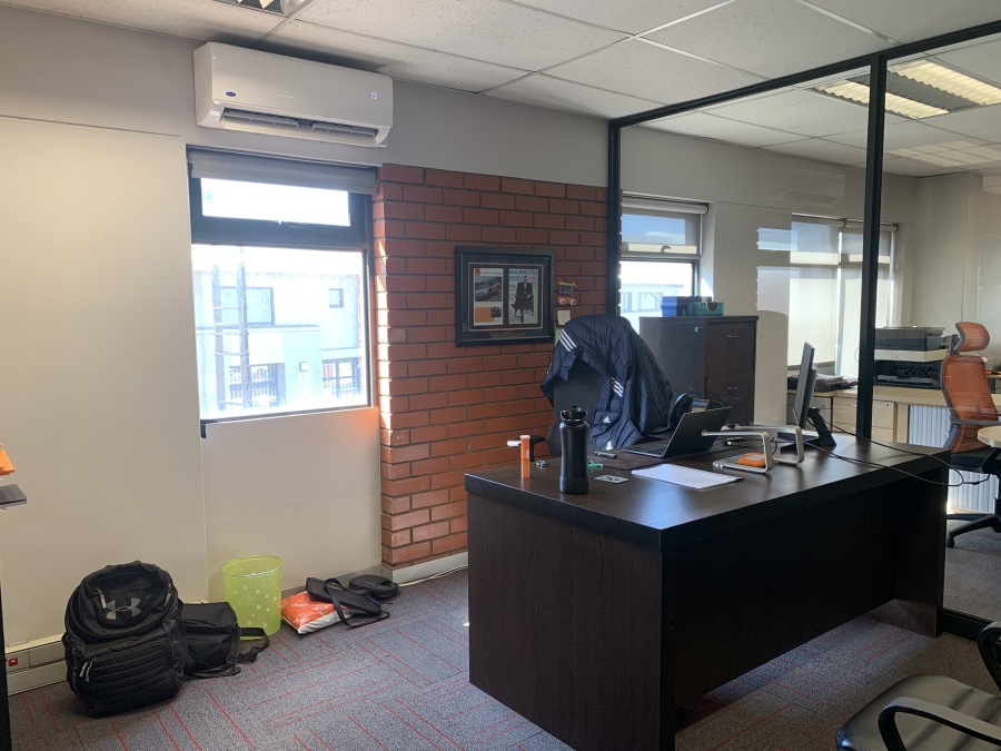 To Let Commercial Property for Rent in Mount Edgecombe KwaZulu-Natal
