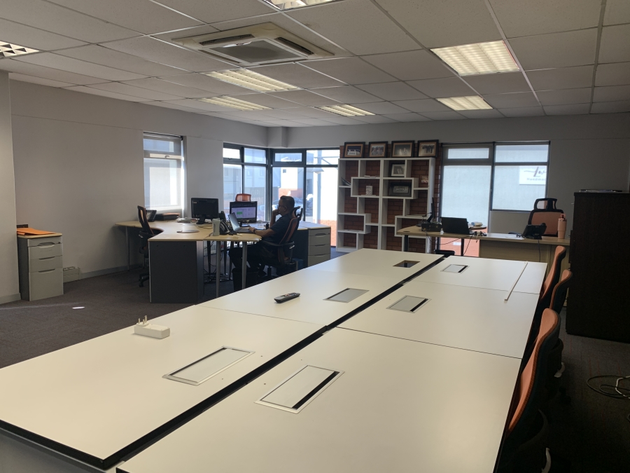 To Let Commercial Property for Rent in Mount Edgecombe KwaZulu-Natal