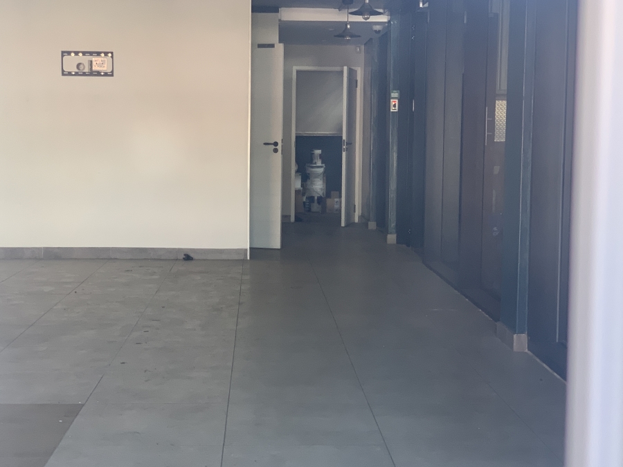 To Let Commercial Property for Rent in Mount Edgecombe KwaZulu-Natal