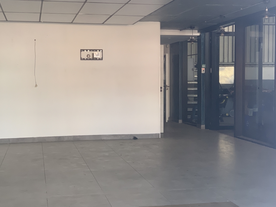 To Let Commercial Property for Rent in Mount Edgecombe KwaZulu-Natal