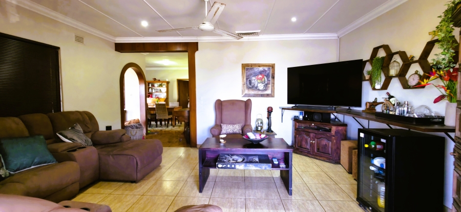 4 Bedroom Property for Sale in Panorama KwaZulu-Natal