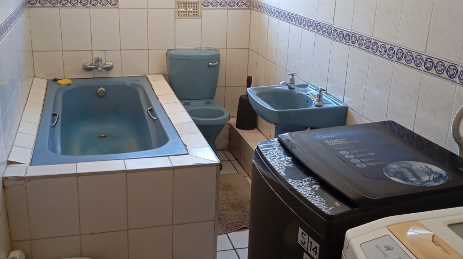 4 Bedroom Property for Sale in Bonela KwaZulu-Natal