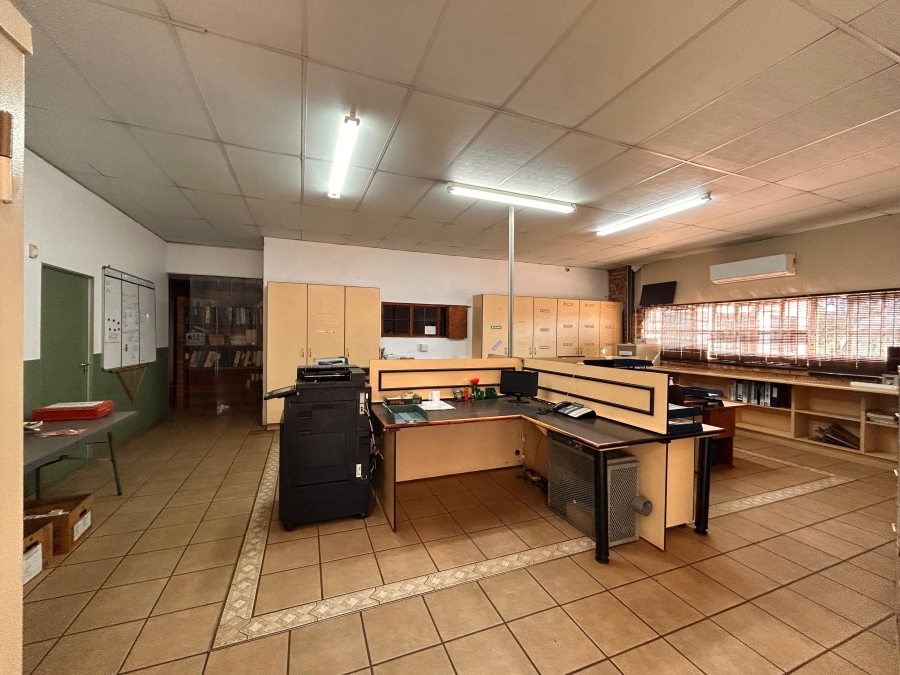 2 Bedroom Property for Sale in Empangeni Rail KwaZulu-Natal