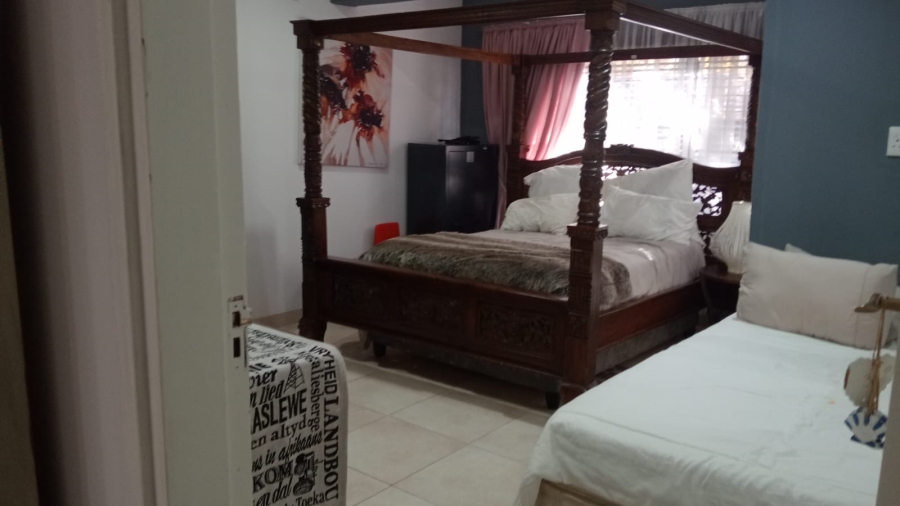 5 Bedroom Property for Sale in Meer En See KwaZulu-Natal