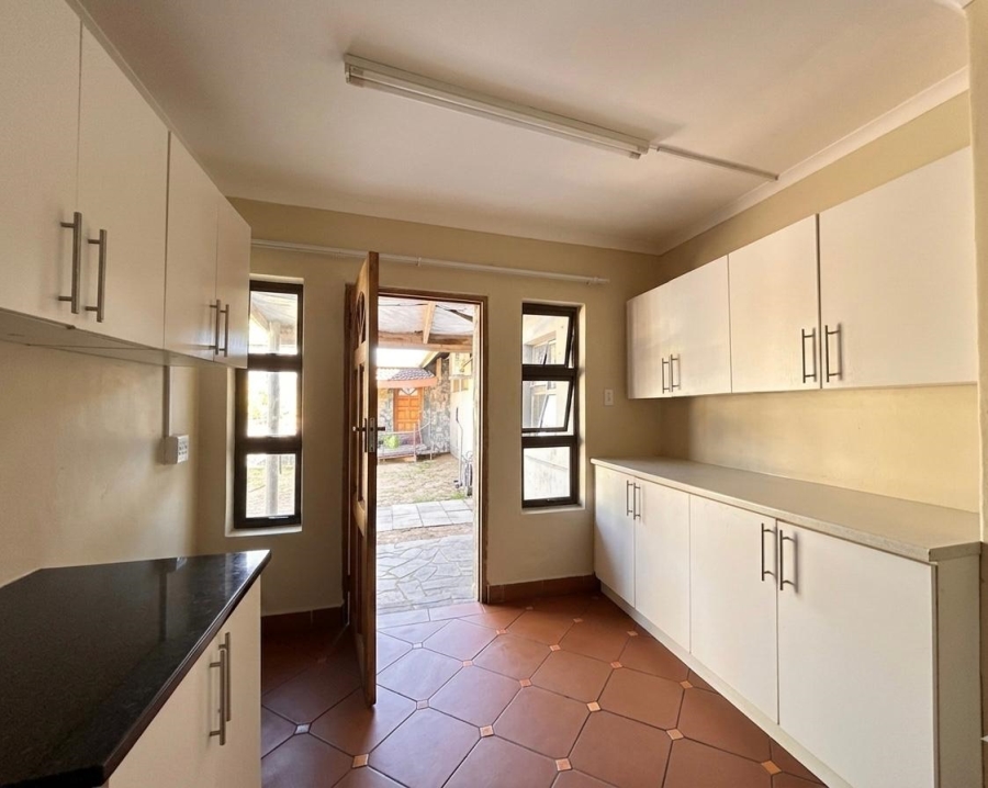 13 Bedroom Property for Sale in Meer En See KwaZulu-Natal