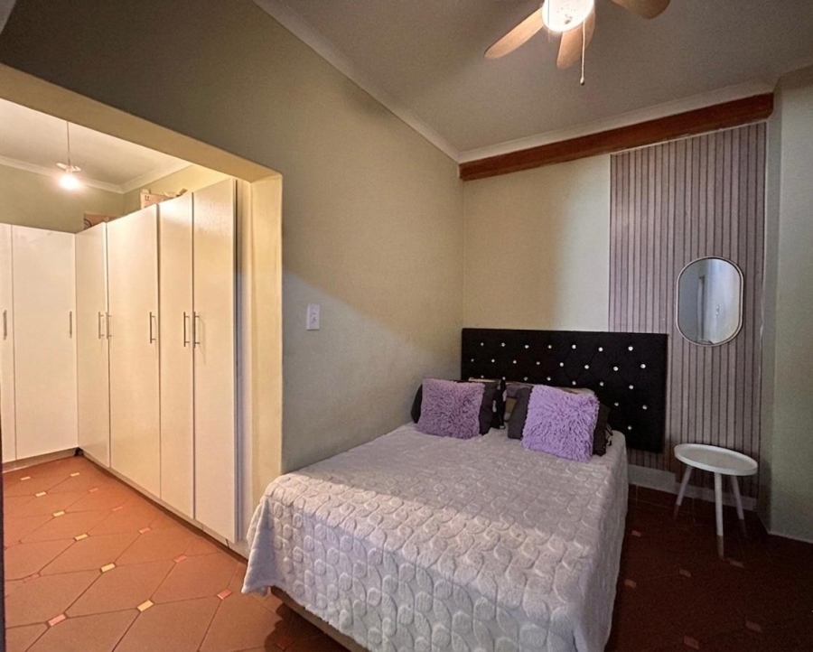 13 Bedroom Property for Sale in Meer En See KwaZulu-Natal