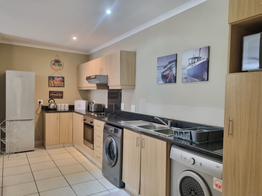 2 Bedroom Property for Sale in Illovo Beach KwaZulu-Natal
