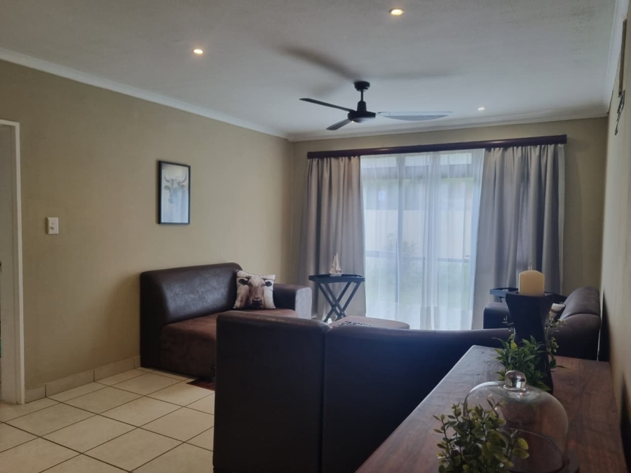 2 Bedroom Property for Sale in Illovo Beach KwaZulu-Natal
