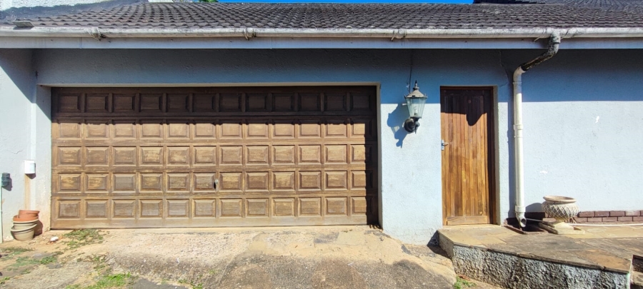 3 Bedroom Property for Sale in Westridge KwaZulu-Natal