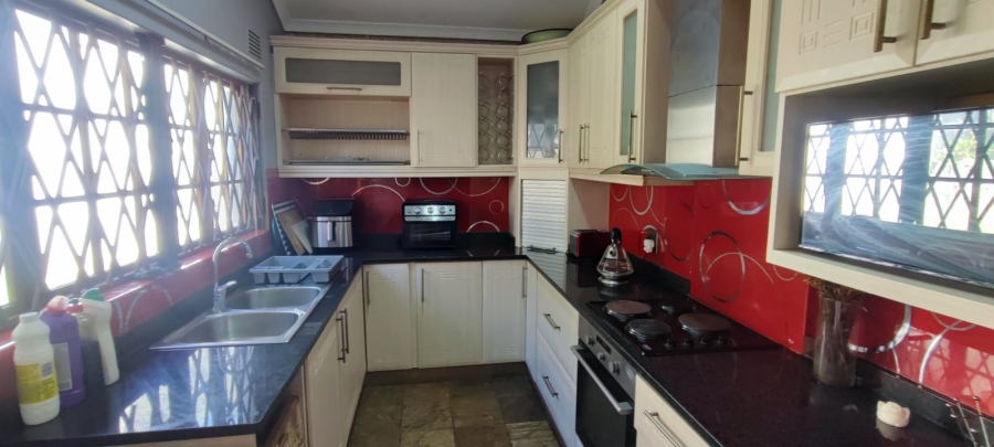 3 Bedroom Property for Sale in Westridge KwaZulu-Natal