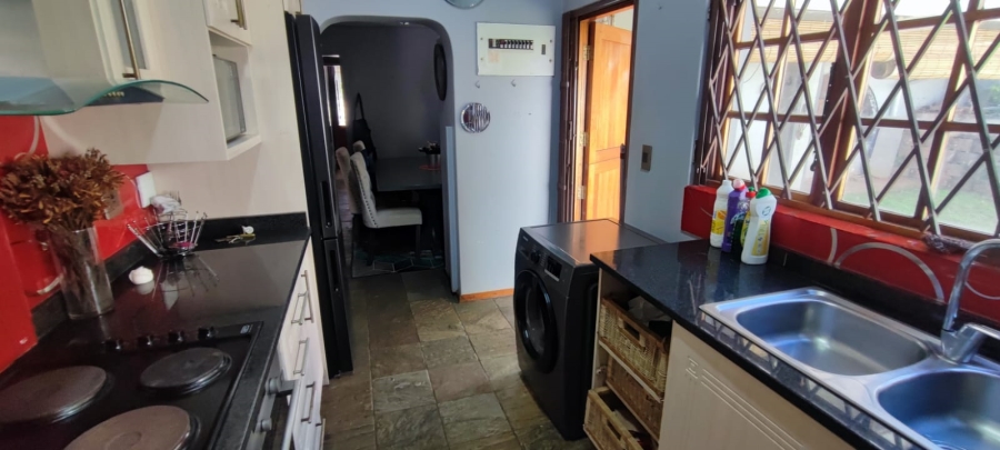 3 Bedroom Property for Sale in Westridge KwaZulu-Natal