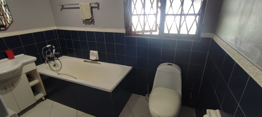 3 Bedroom Property for Sale in Westridge KwaZulu-Natal
