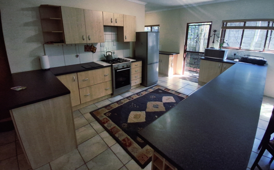 4 Bedroom Property for Sale in Leisure Bay KwaZulu-Natal