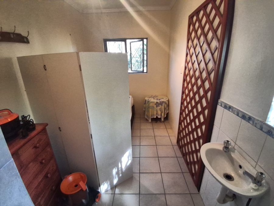 4 Bedroom Property for Sale in Leisure Bay KwaZulu-Natal