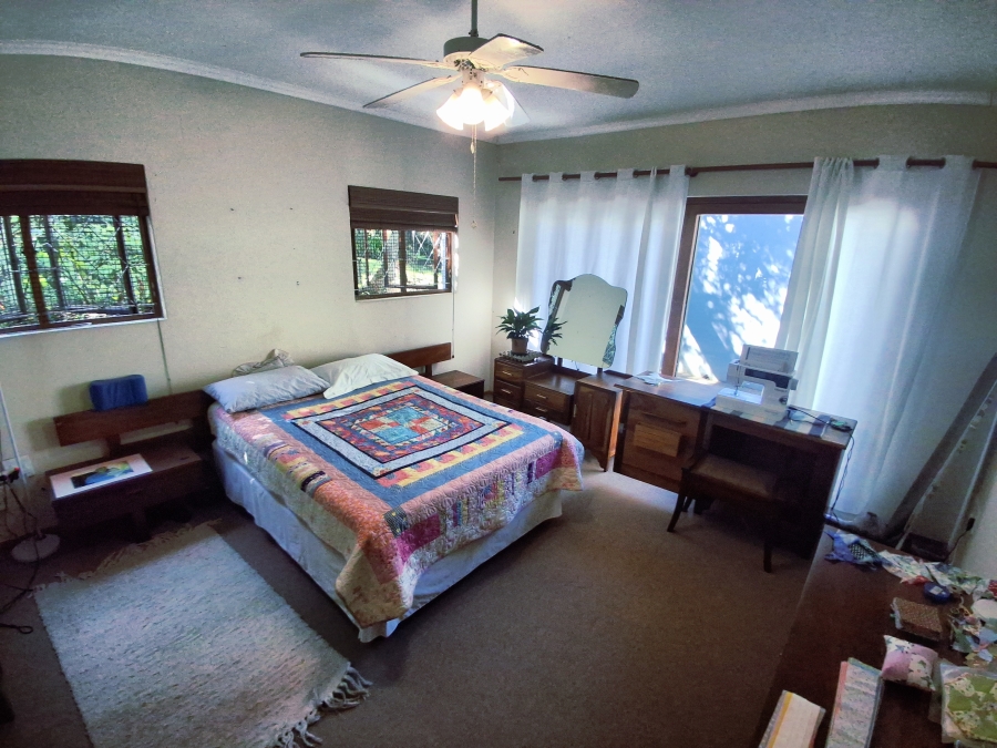 4 Bedroom Property for Sale in Leisure Bay KwaZulu-Natal