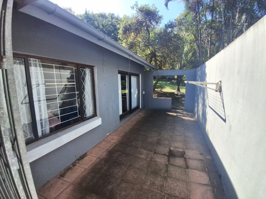 4 Bedroom Property for Sale in Leisure Bay KwaZulu-Natal