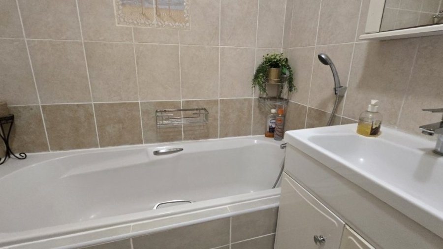 2 Bedroom Property for Sale in Hatton Estate KwaZulu-Natal