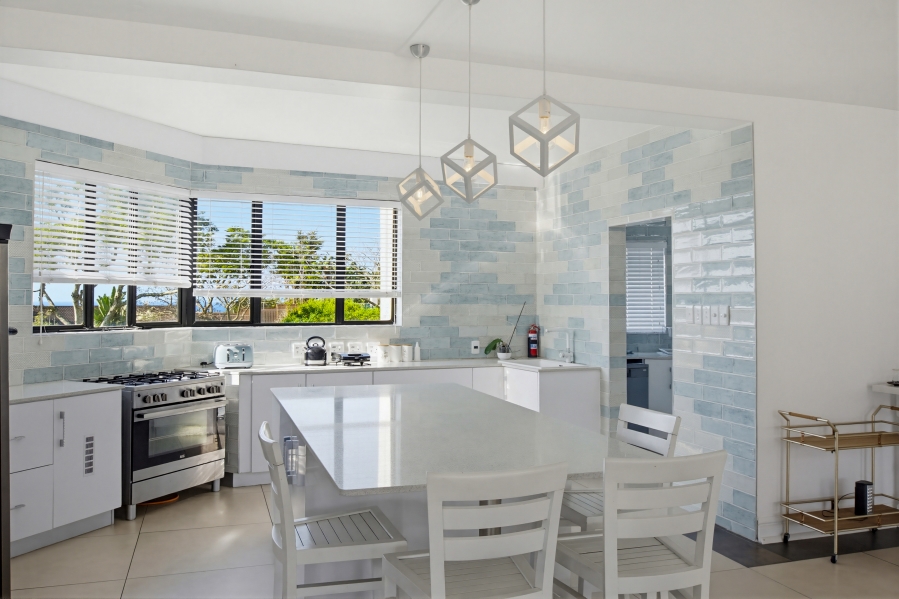 7 Bedroom Property for Sale in Zinkwazi Beach KwaZulu-Natal