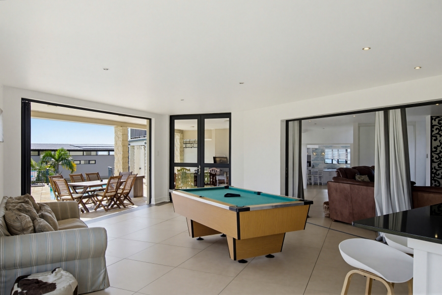 7 Bedroom Property for Sale in Zinkwazi Beach KwaZulu-Natal