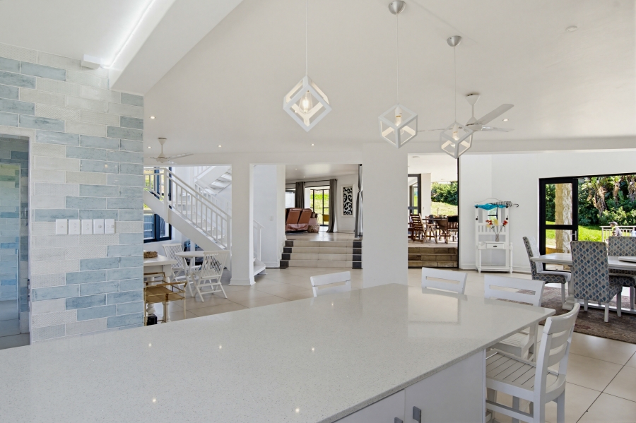 7 Bedroom Property for Sale in Zinkwazi Beach KwaZulu-Natal