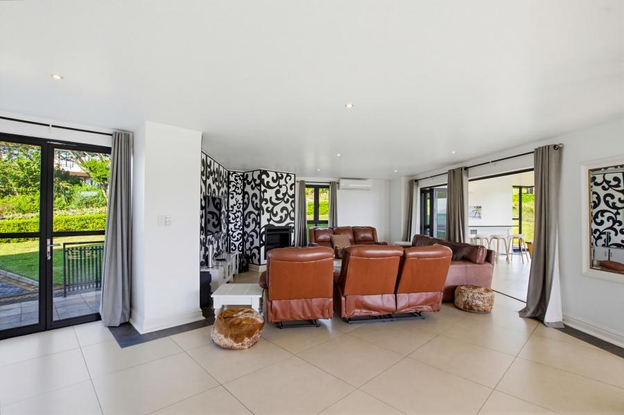 7 Bedroom Property for Sale in Zinkwazi Beach KwaZulu-Natal