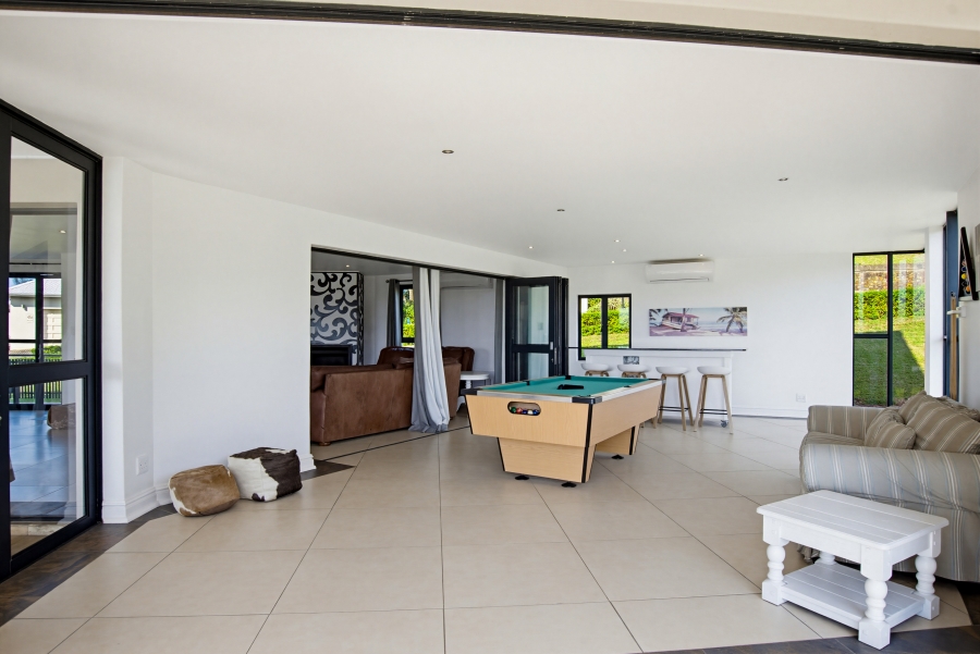7 Bedroom Property for Sale in Zinkwazi Beach KwaZulu-Natal