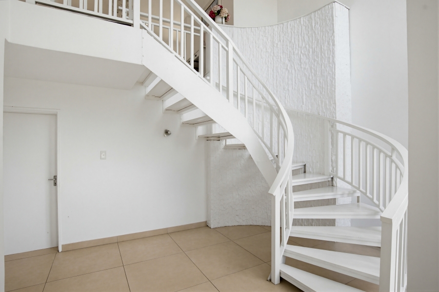 7 Bedroom Property for Sale in Zinkwazi Beach KwaZulu-Natal