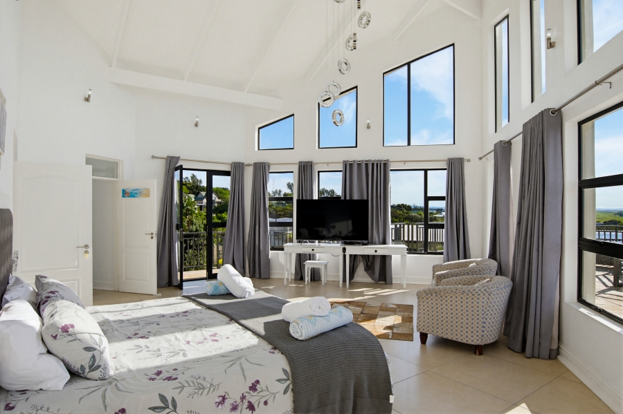 7 Bedroom Property for Sale in Zinkwazi Beach KwaZulu-Natal