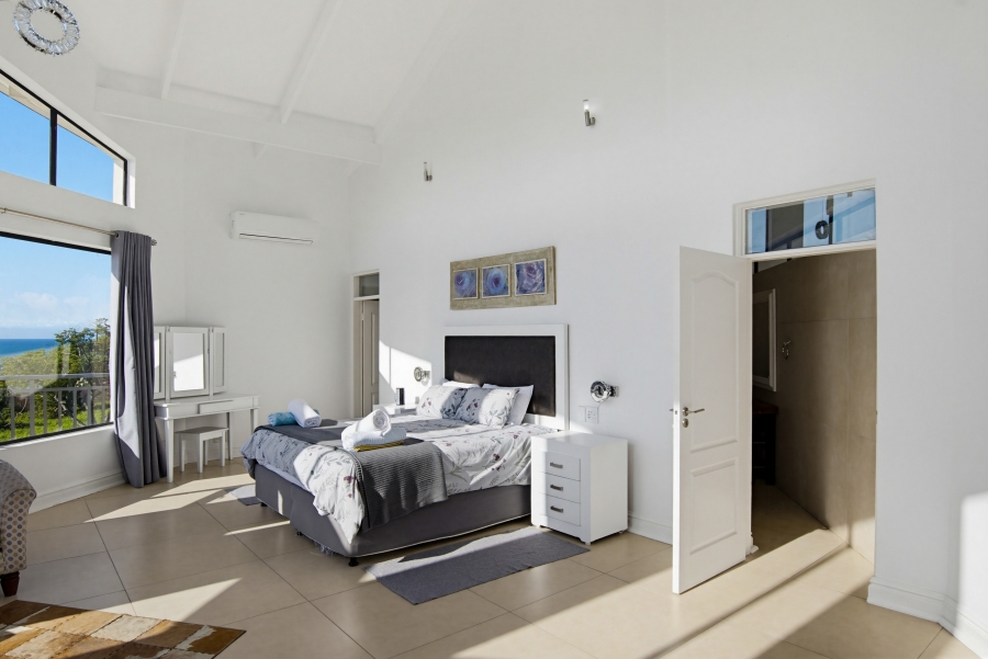 7 Bedroom Property for Sale in Zinkwazi Beach KwaZulu-Natal