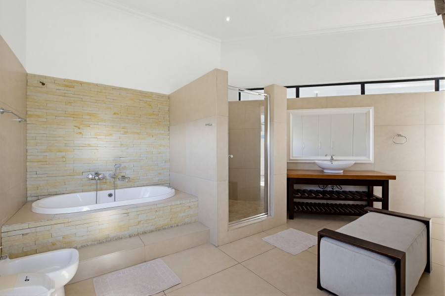 7 Bedroom Property for Sale in Zinkwazi Beach KwaZulu-Natal