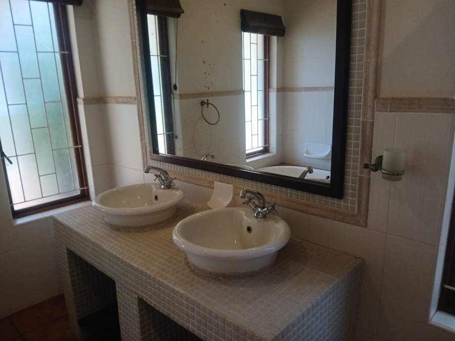 To Let 4 Bedroom Property for Rent in Mtunzini KwaZulu-Natal