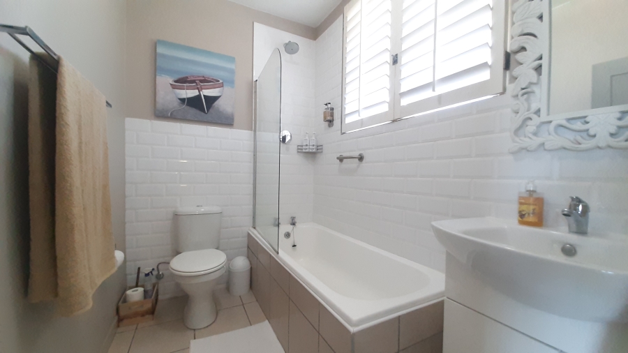 2 Bedroom Property for Sale in Compensation Beach KwaZulu-Natal