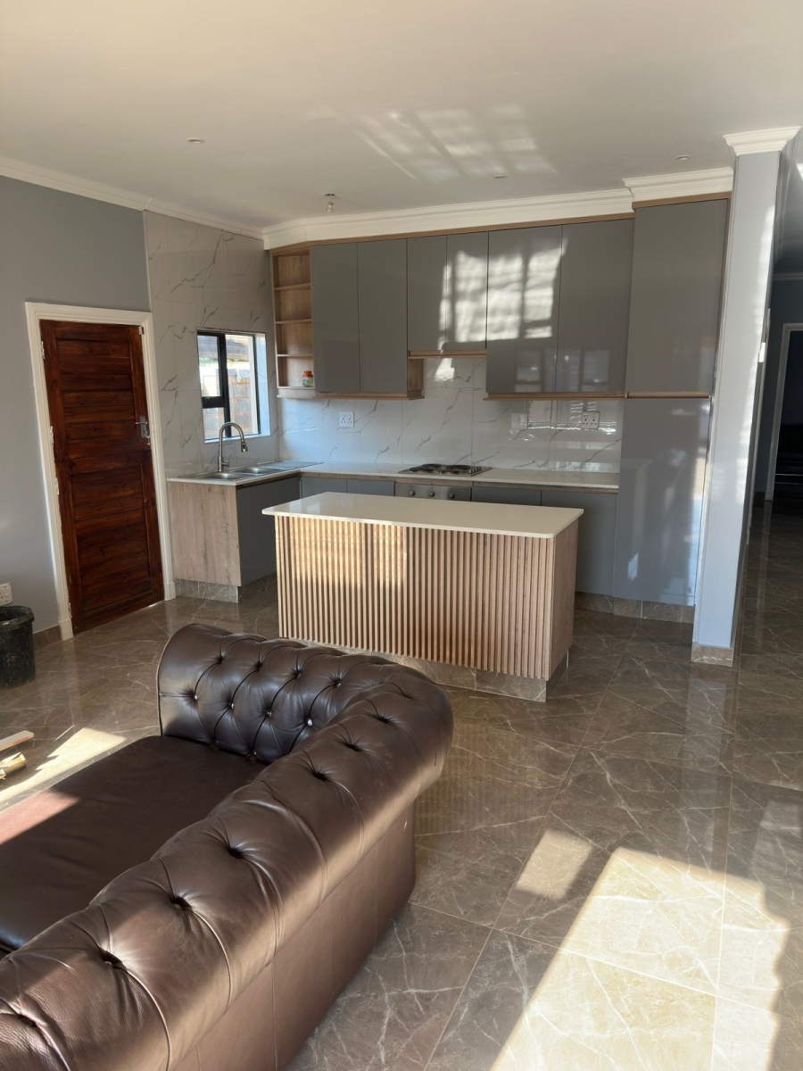4 Bedroom Property for Sale in Glenwood KwaZulu-Natal