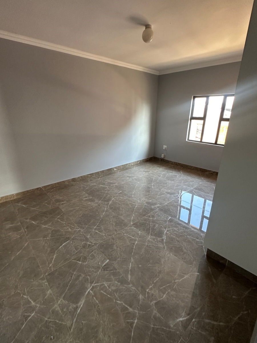 4 Bedroom Property for Sale in Glenwood KwaZulu-Natal