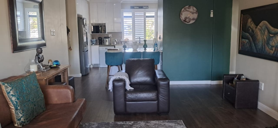 To Let 2 Bedroom Property for Rent in Mzingazi Golf Estate KwaZulu-Natal