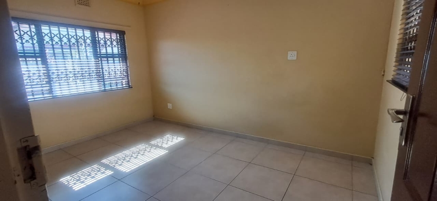 To Let 3 Bedroom Property for Rent in Veld En Vlei KwaZulu-Natal