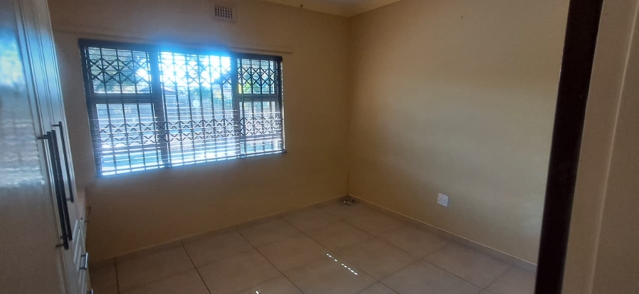 To Let 3 Bedroom Property for Rent in Veld En Vlei KwaZulu-Natal