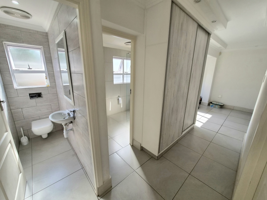 2 Bedroom Property for Sale in Prestbury KwaZulu-Natal